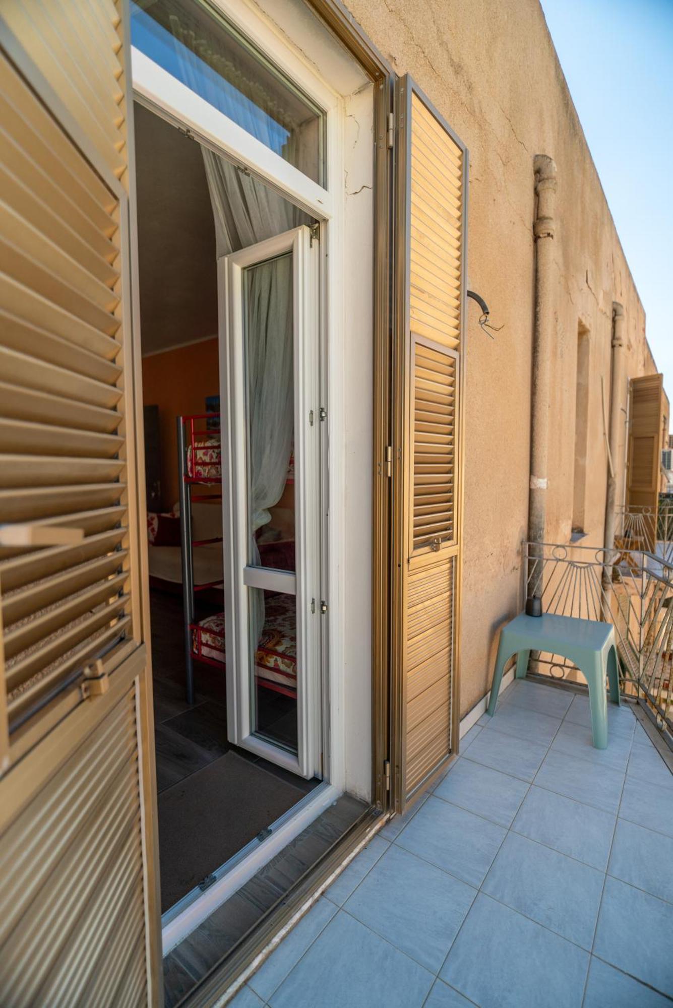 Casa Yvona Lägenhet Alghero Exteriör bild